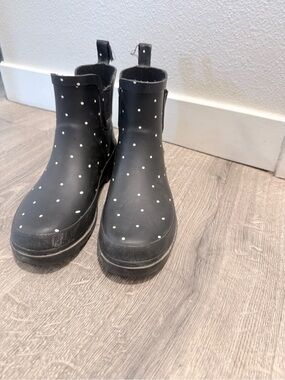 GOGO Black Rain Boots with White Polka Dots